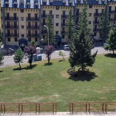Gran Plaza - Avairent Candanchu. Apartamento Vacacional *